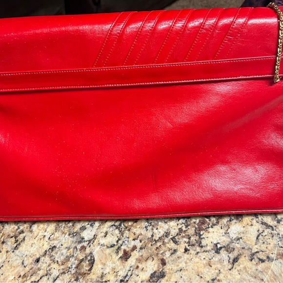 Francois • Vintage • Red • Crossbody Handbag • W/Gold Chain - Picture 2 of 15